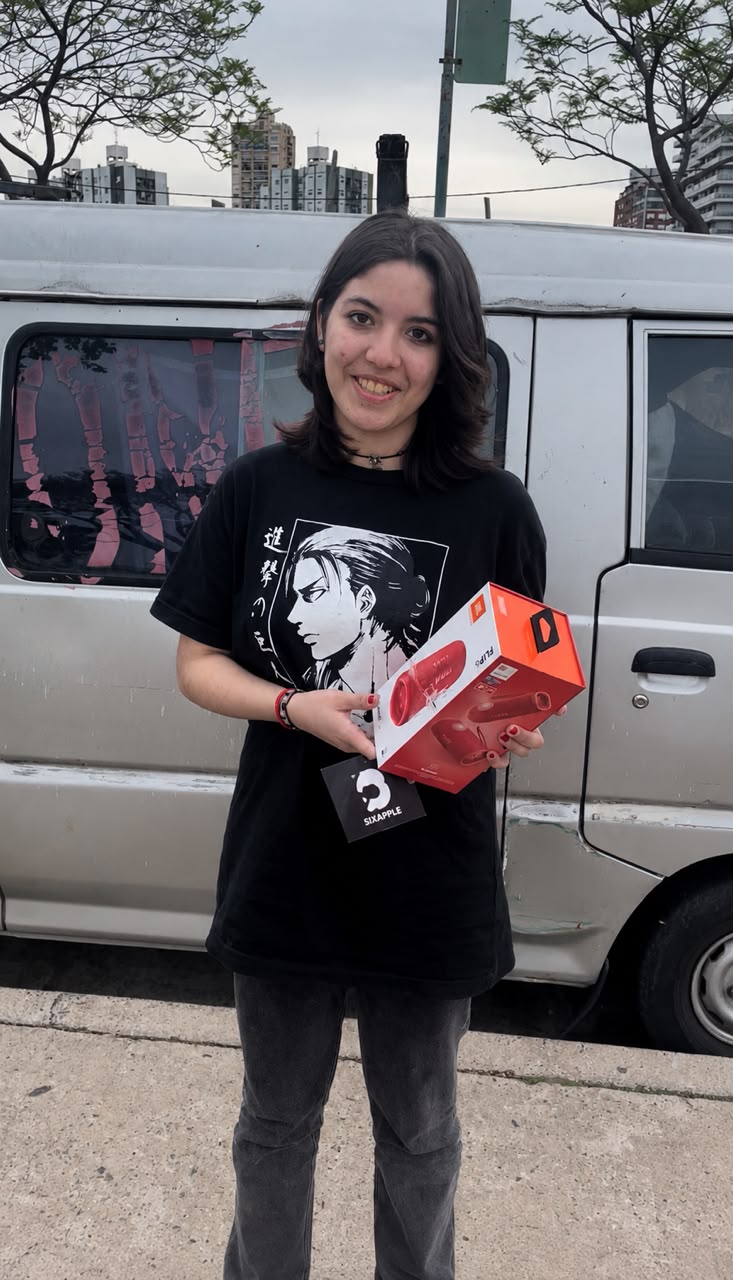 Cliente satisfecho con producto Spicy